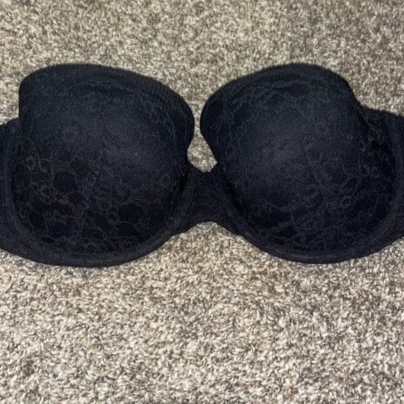 Victoria's Secret Other - Victoria’s Secret 36D Bra Black Lace Multi-Way Underwire Back Closure No Straps